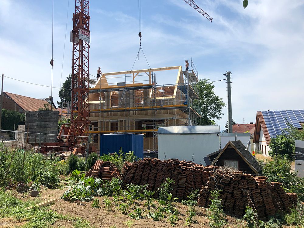 Wohnhaus Eindeckung Und Fassade